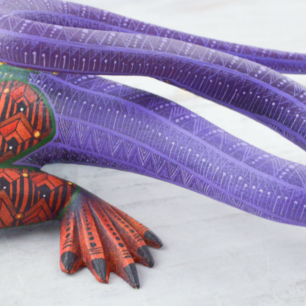 Alebrije Oaxacan Wood Carving Iguana - Magia Mexica