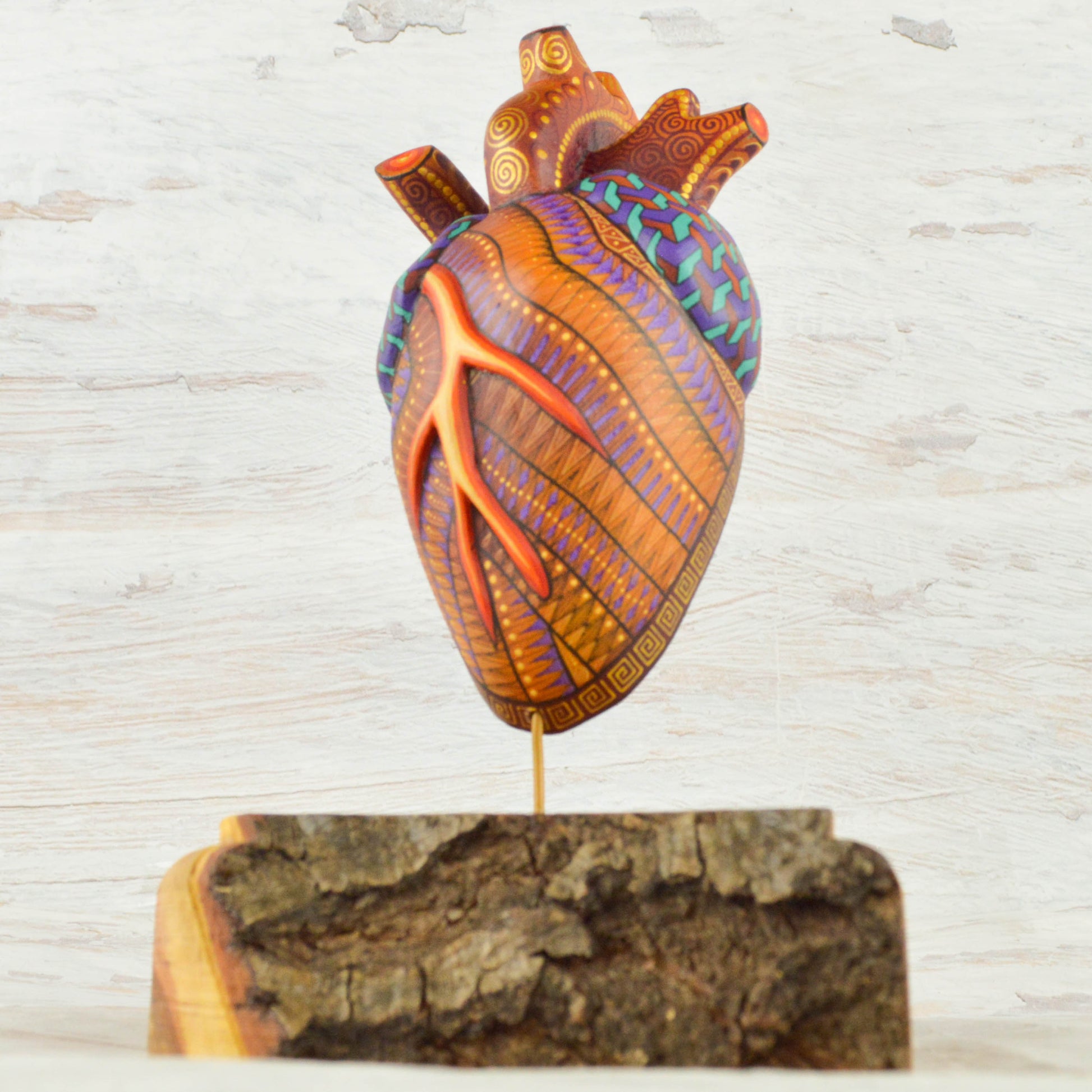 Heart Alebrije Oaxacan Wood Carving - Alebrije Huichol Mexican Folk art magiamexica.com