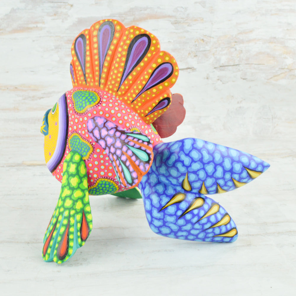 Fish Alebrije Oaxacan Wood Carving - Alebrije Huichol Mexican Folk art magiamexica.com