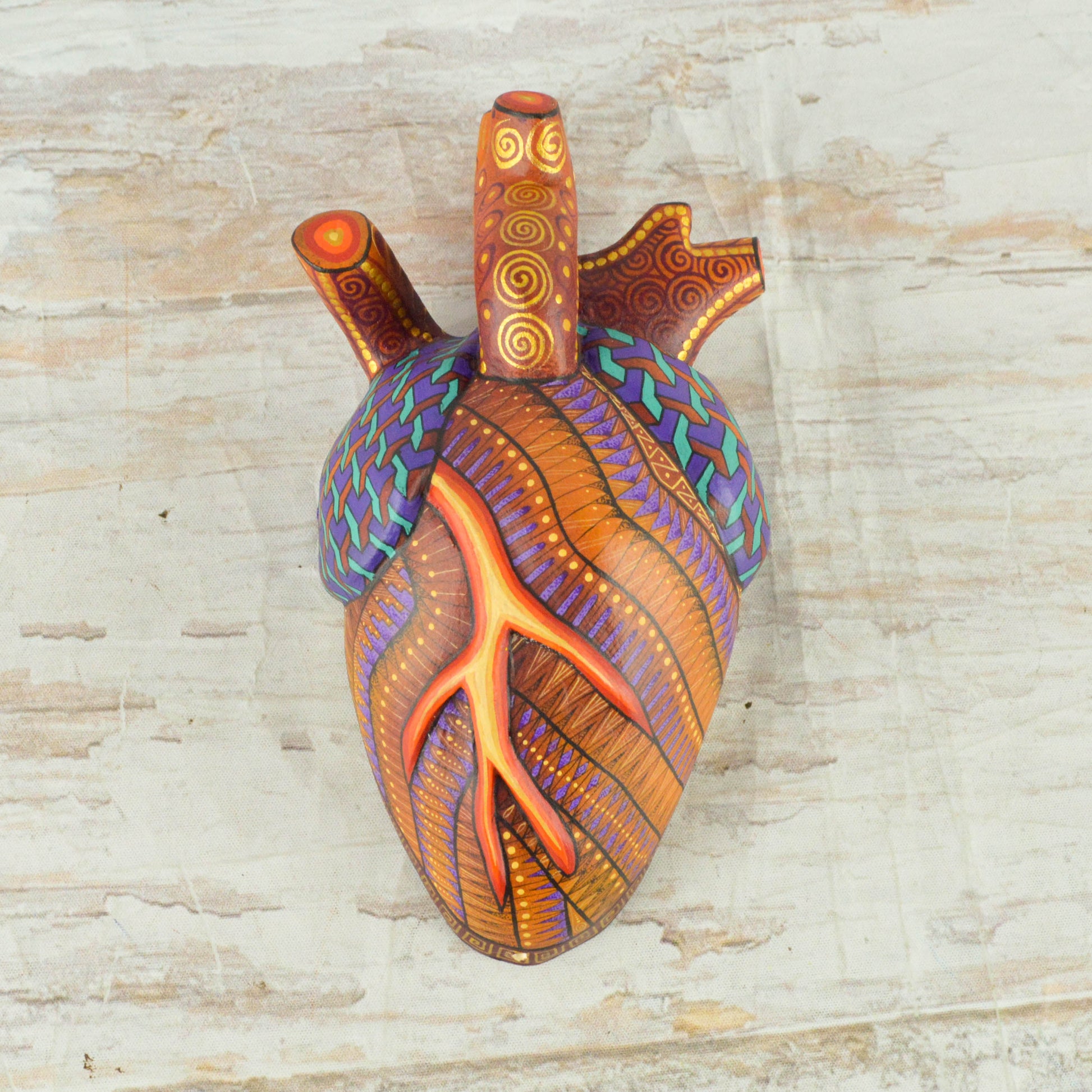 Heart Alebrije Oaxacan Wood Carving - Alebrije Huichol Mexican Folk art magiamexica.com