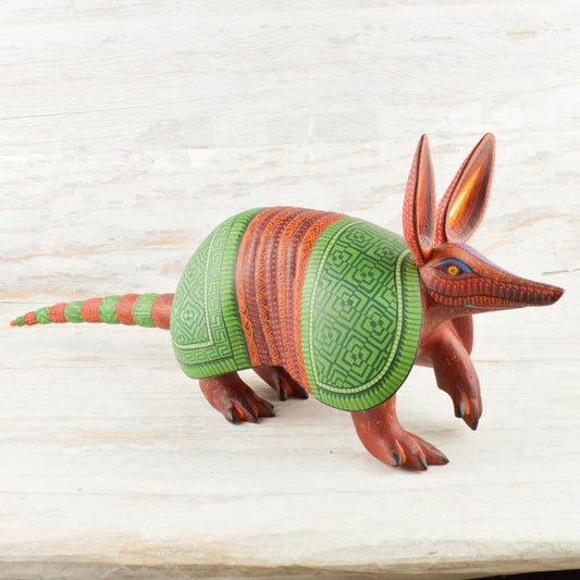 Armadillo Alebrije Oaxacan Wood Carving - Alebrije Huichol Mexican Folk art magiamexica.com