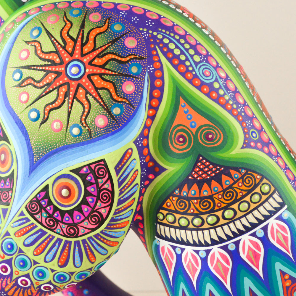 Alebrije Oaxacan Wood Carving Cat - Magia Mexica