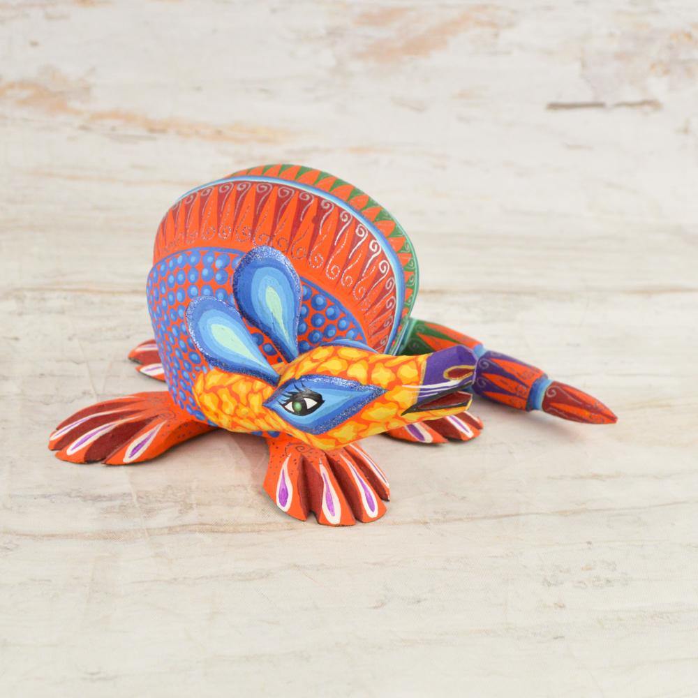 Alebrije Oaxacan Wood Carving Armadillo - Magia Mexica