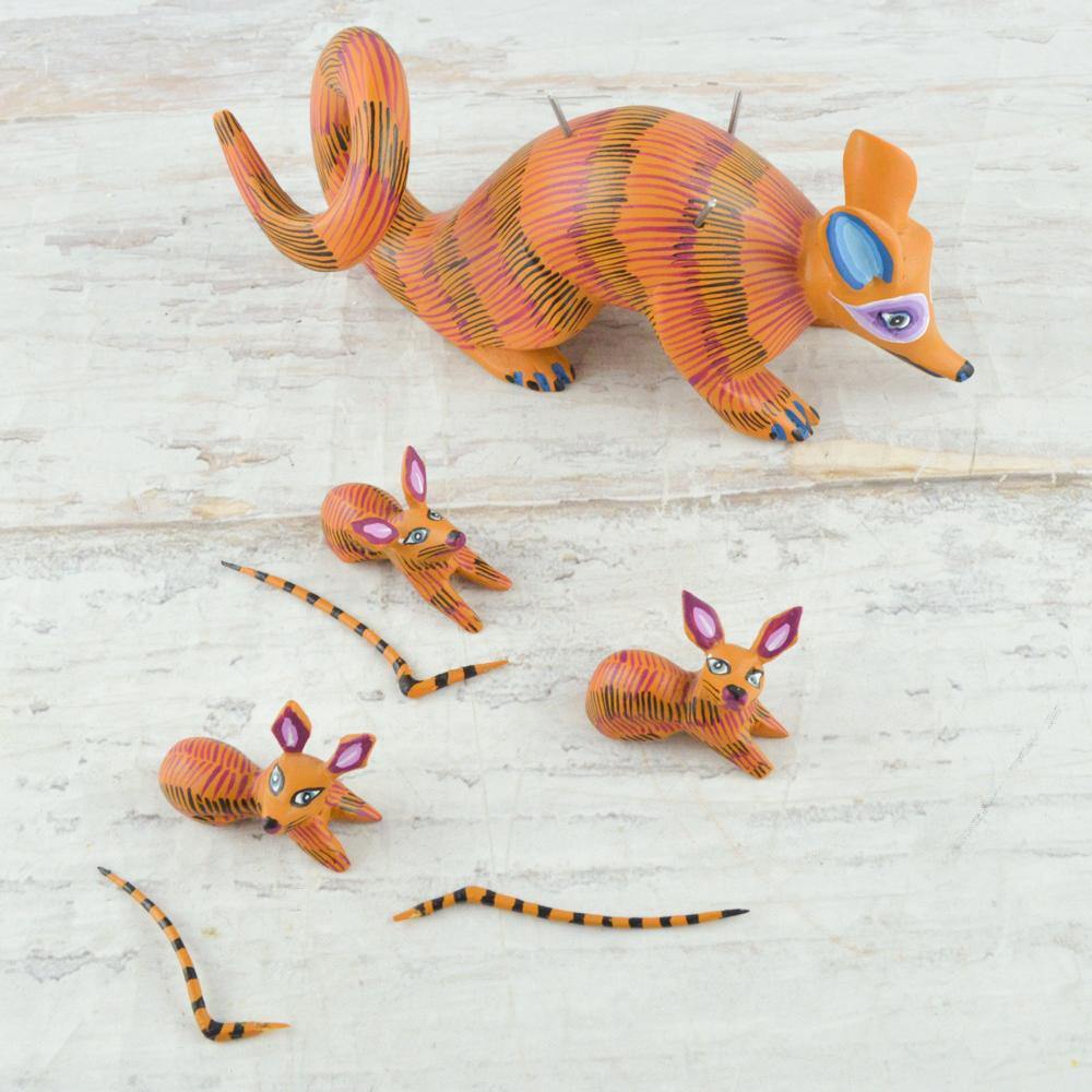 Alebrije Oaxacan Wood Carving Tlacuache - Magia Mexica