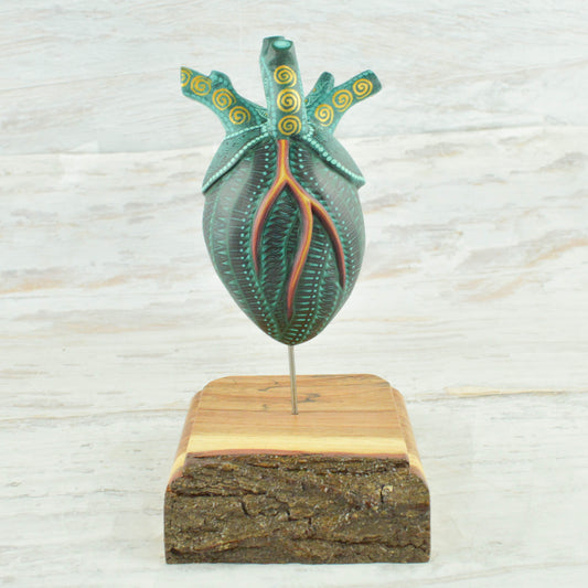 Heart Alebrije Oaxacan Wood Carving - Alebrije Huichol Mexican Folk art magiamexica.com