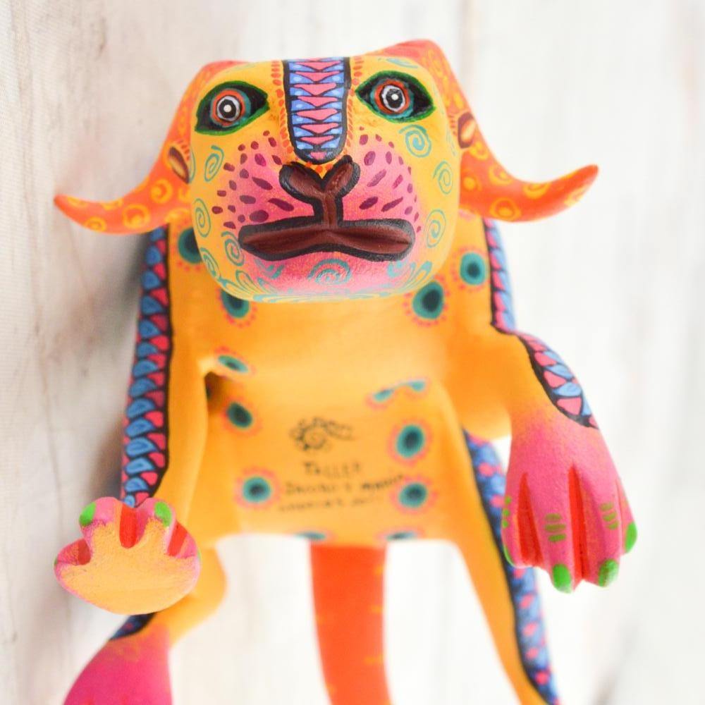 Alebrije Oaxacan Wood Carving Pepita - Magia Mexica