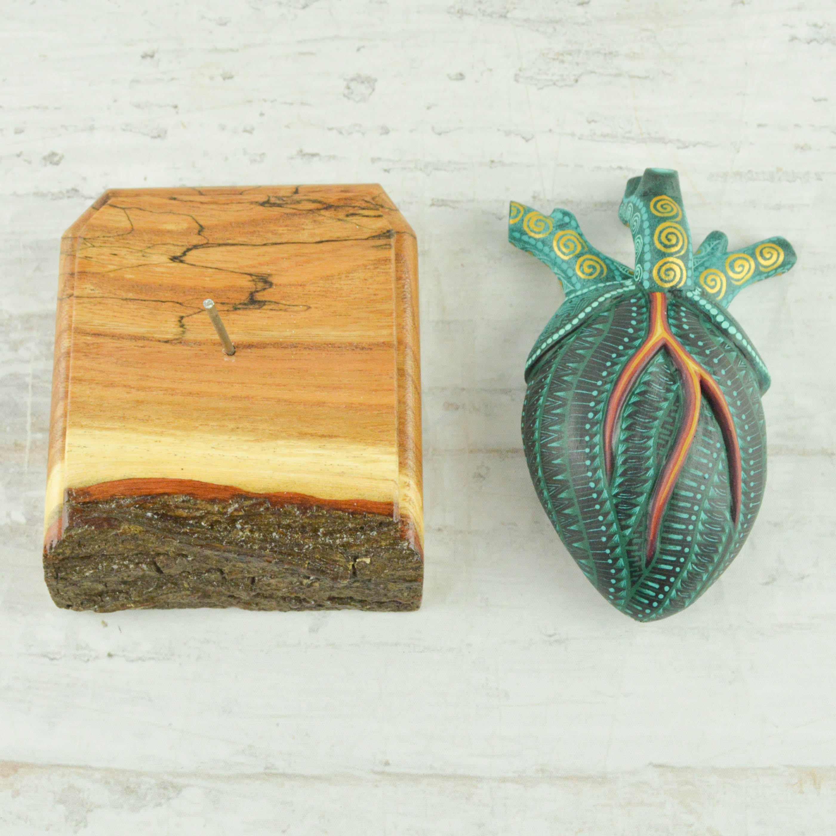 Heart Alebrije Oaxacan Wood Carving - Alebrije Huichol Mexican Folk art magiamexica.com