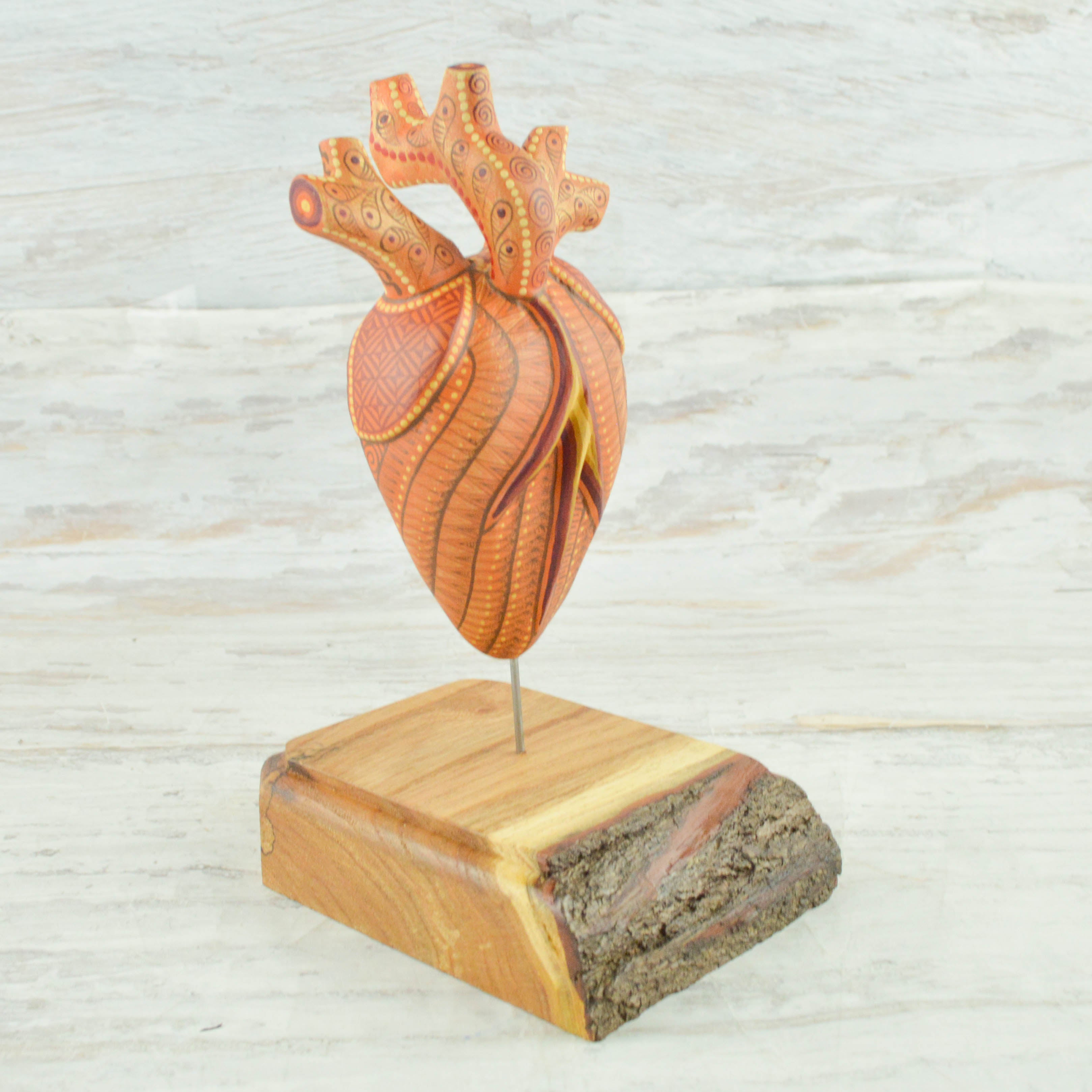 Heart Alebrije Oaxacan Wood Carving - Alebrije Huichol Mexican Folk art magiamexica.com