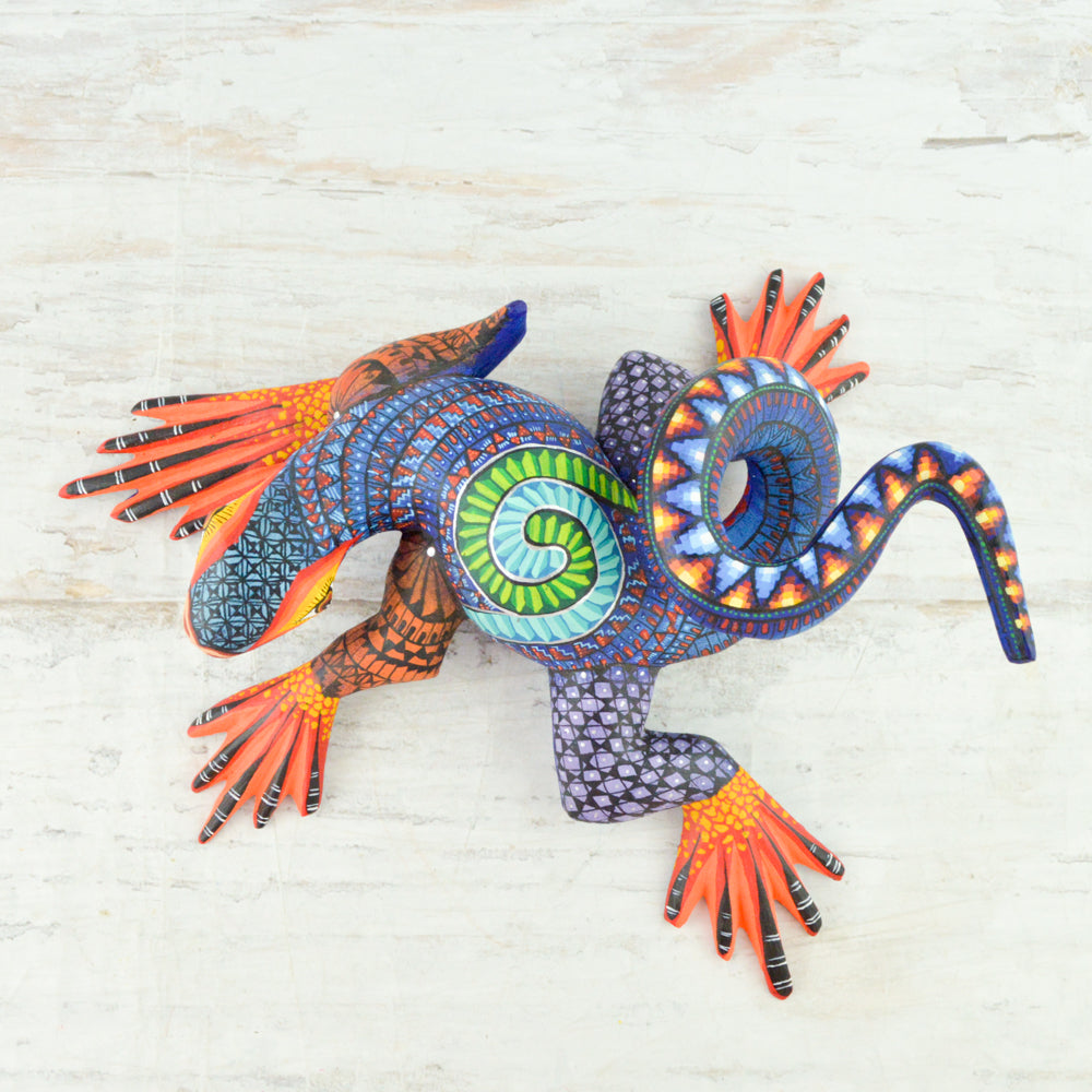 Iguana Alebrije Oaxacan Wood Carving - Magia Mexica