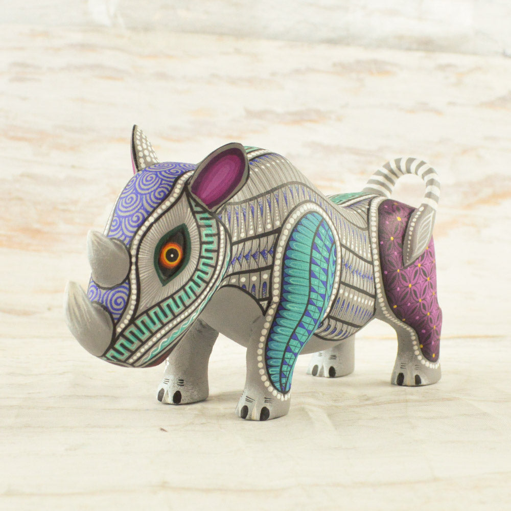 Rino Alebrije Oaxacan Wood Carving - Alebrije Huichol Mexican Folk art magiamexica.com