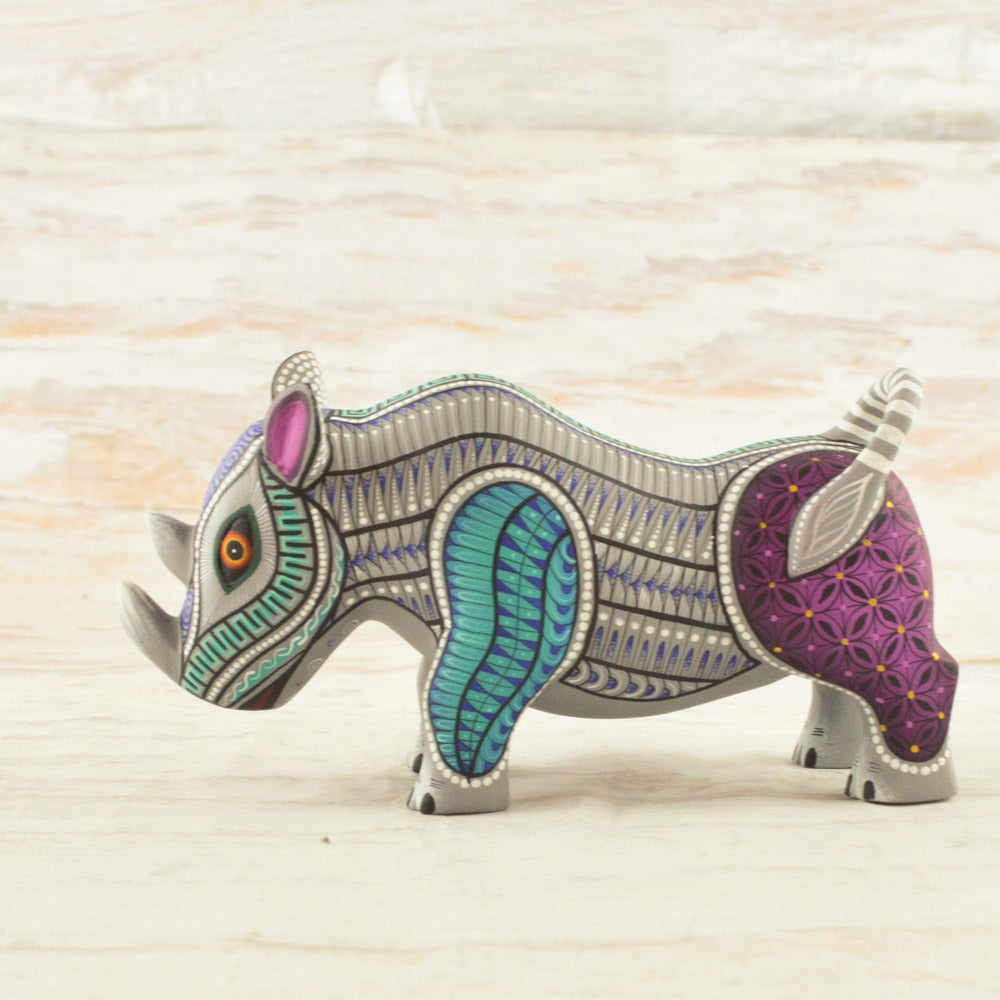 Rino Alebrije Oaxacan Wood Carving - Alebrije Huichol Mexican Folk art magiamexica.com
