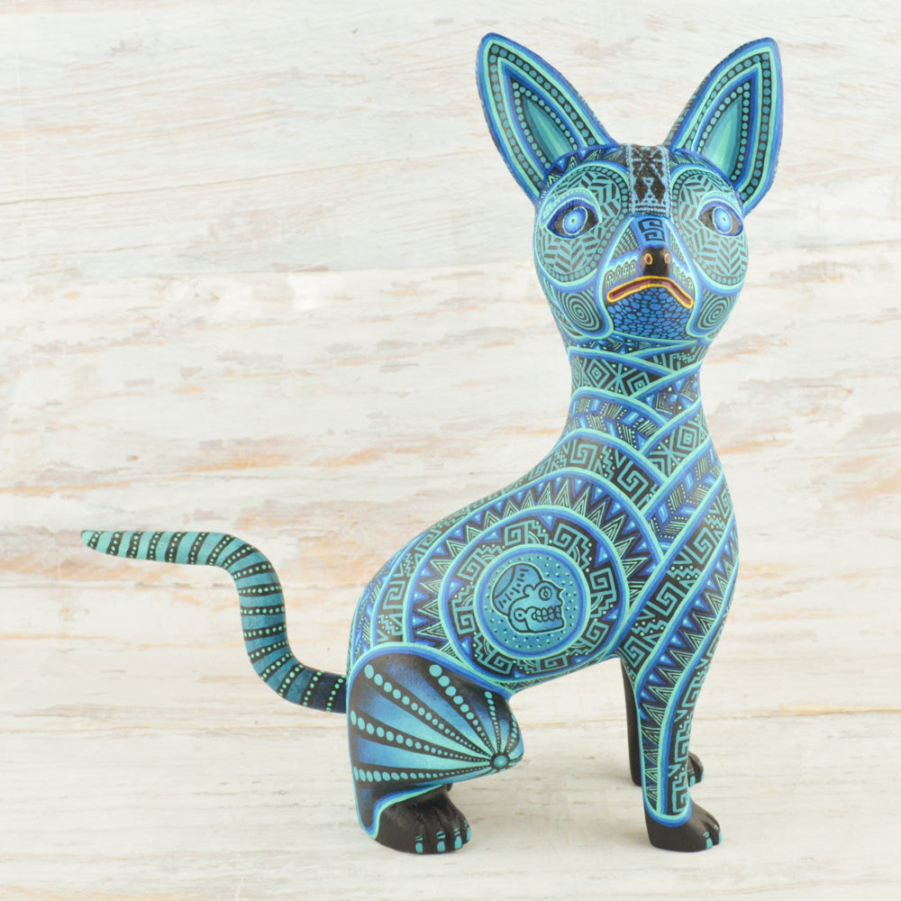 Xoloescuintle  Alebrije Oaxacan Wood Carving - Alebrije Huichol Mexican Folk art magiamexica.com