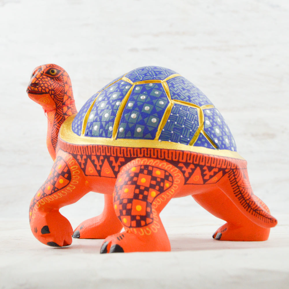 Alebrije Oaxacan Wood Carving Turtle - Magia Mexica