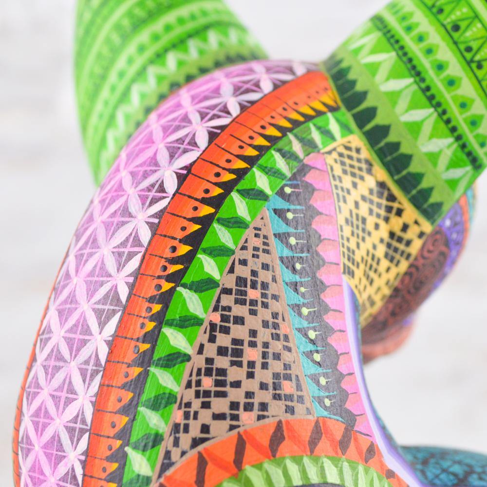 Alebrije Oaxacan Wood Carving Cat - Magia Mexica