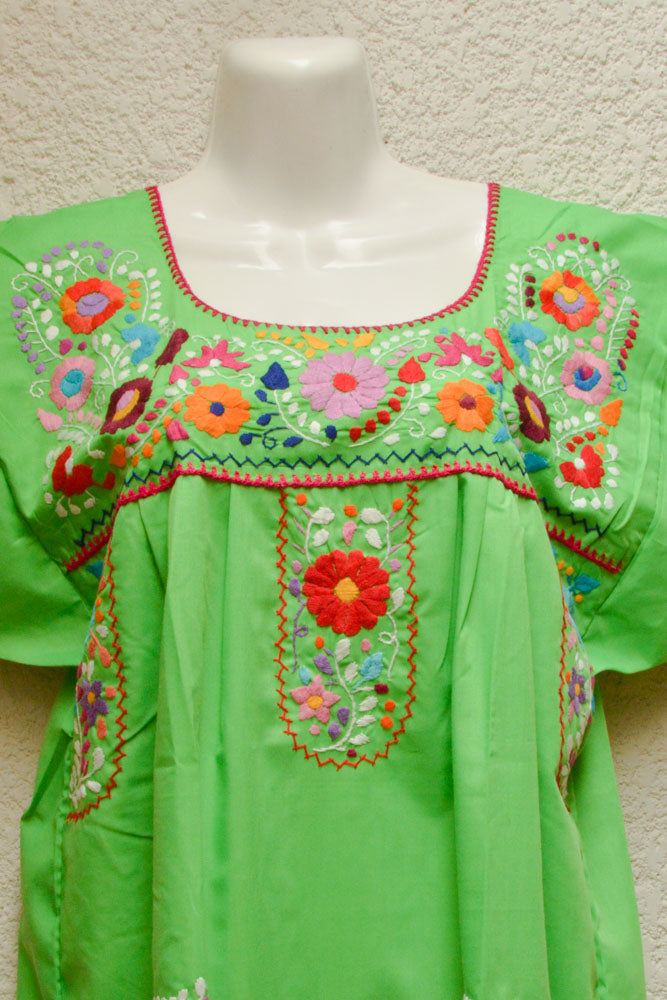 Embroidered Mexican Dress | Green - Alebrije Huichol Mexican Folk art magiamexica.com