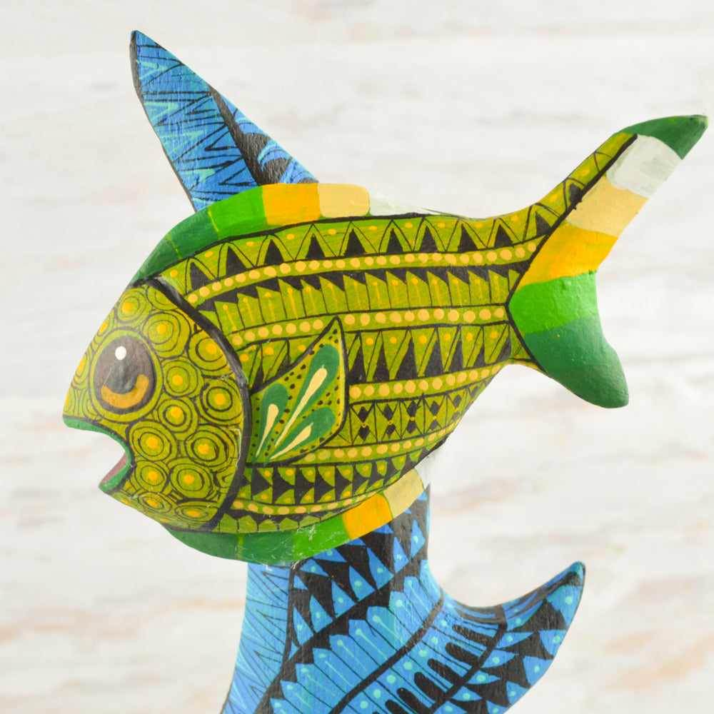 Fish Alebrije Oaxacan Wood Carving - Alebrije Huichol Mexican Folk art magiamexica.com