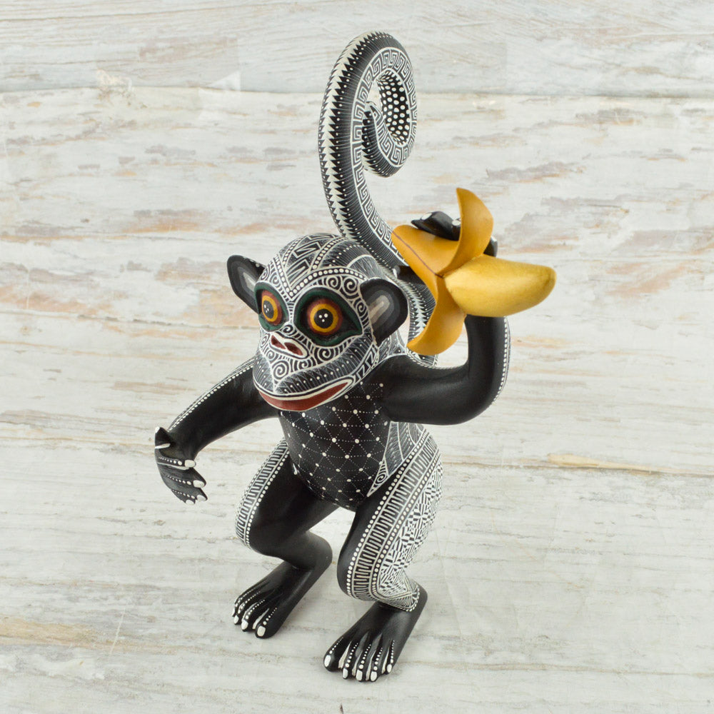 Monkey Alebrije Oaxacan Wood Carving - Alebrije Huichol Mexican Folk art magiamexica.com