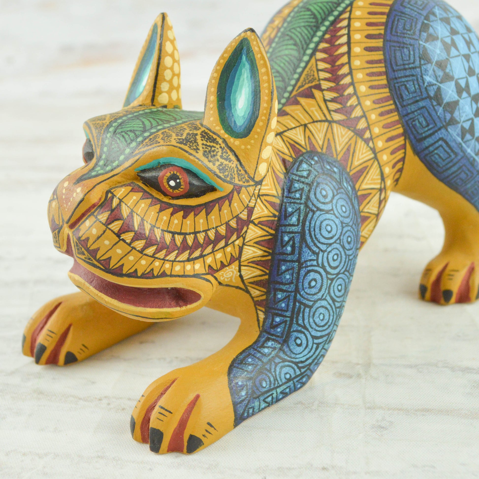 Dog Alebrije Oaxacan Wood Carving - Alebrije Huichol Mexican Folk art magiamexica.com