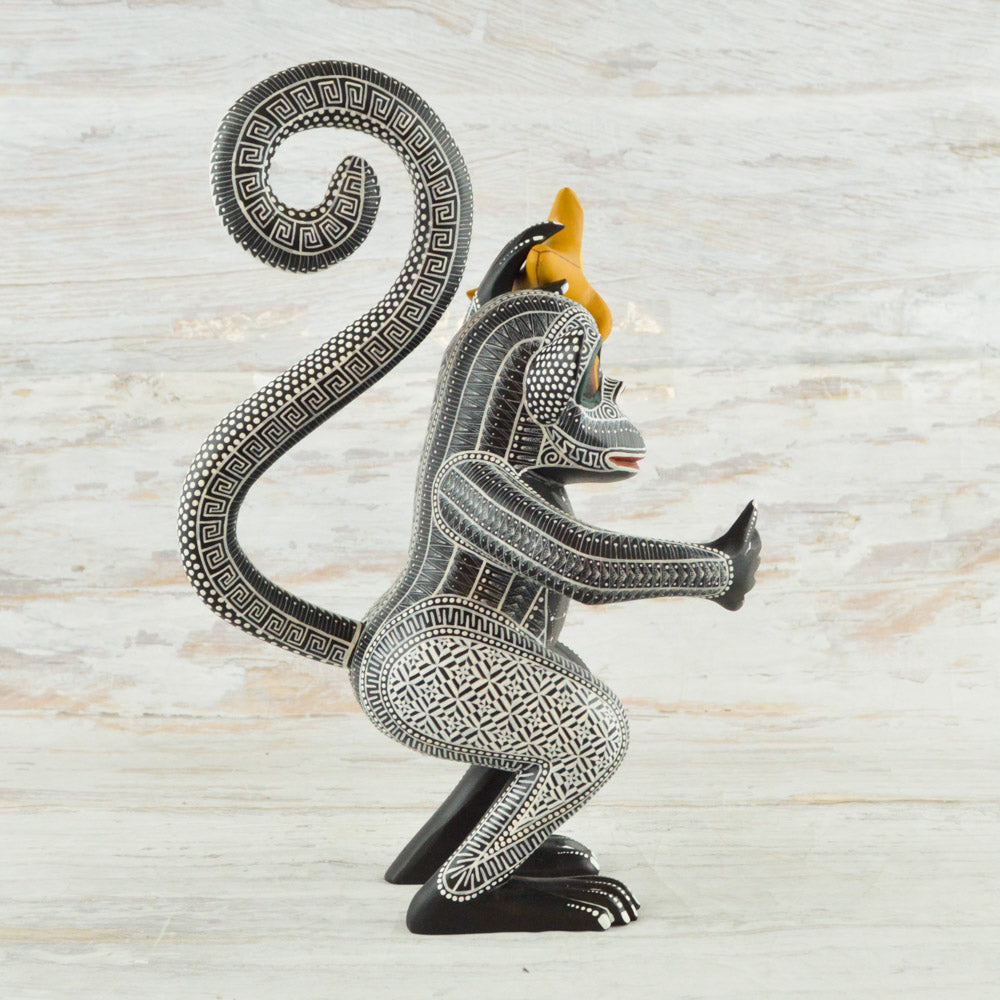 Monkey Alebrije Oaxacan Wood Carving - Alebrije Huichol Mexican Folk art magiamexica.com