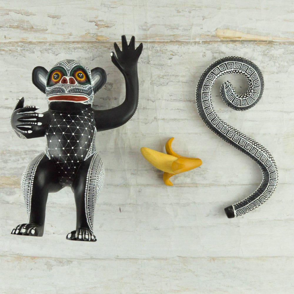 Monkey Alebrije Oaxacan Wood Carving - Alebrije Huichol Mexican Folk art magiamexica.com