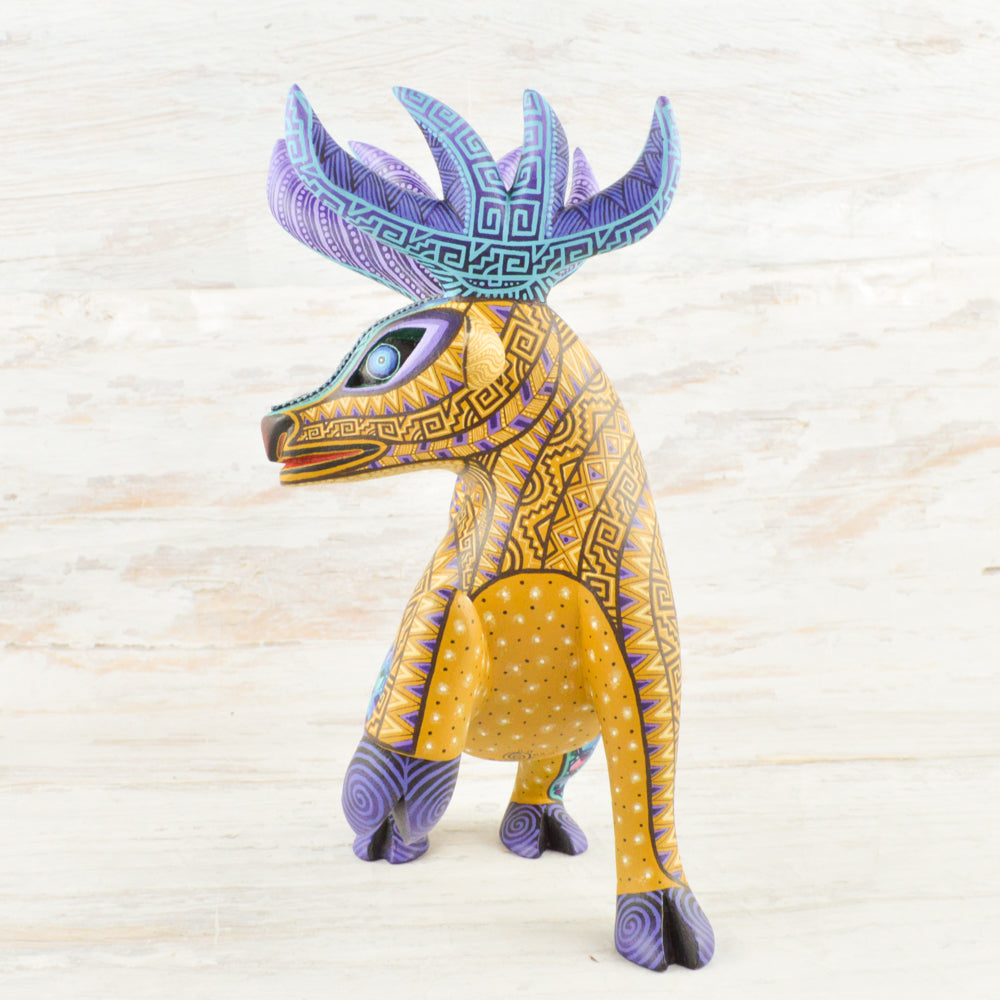 Deer Alebrije Oaxacan Wood Carving - Alebrije Huichol Mexican Folk art magiamexica.com