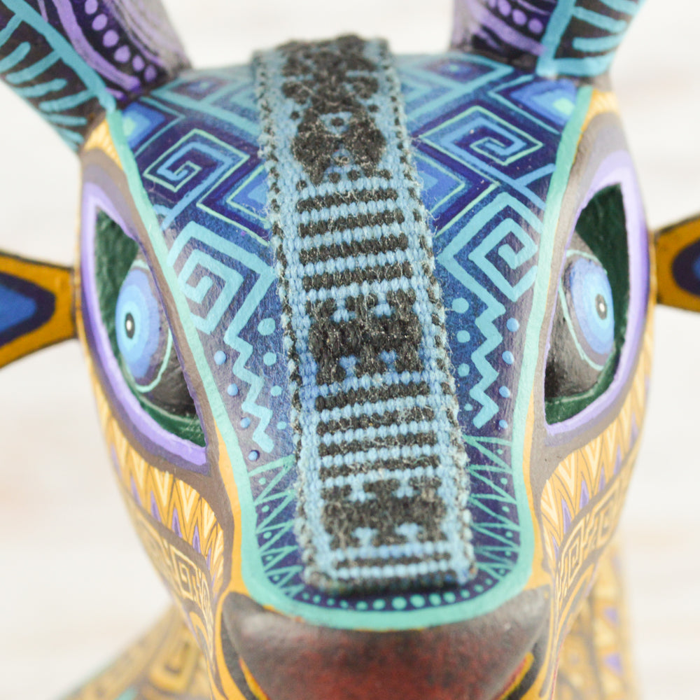 Deer Alebrije Oaxacan Wood Carving - Alebrije Huichol Mexican Folk art magiamexica.com