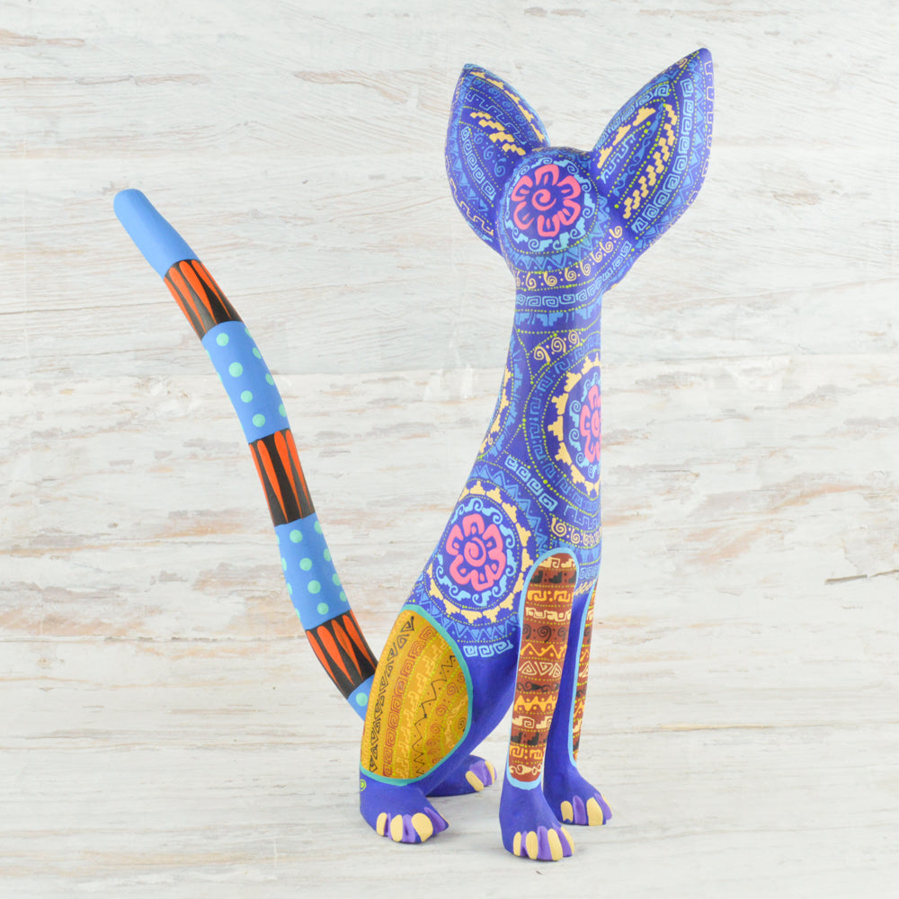 Cat Alebrije Oaxacan Wood Carving - Alebrije Huichol Mexican Folk art magiamexica.com