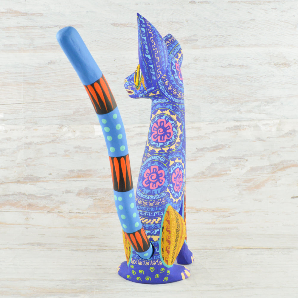 Cat Alebrije Oaxacan Wood Carving - Alebrije Huichol Mexican Folk art magiamexica.com