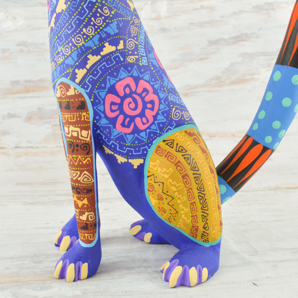 Cat Alebrije Oaxacan Wood Carving - Alebrije Huichol Mexican Folk art magiamexica.com