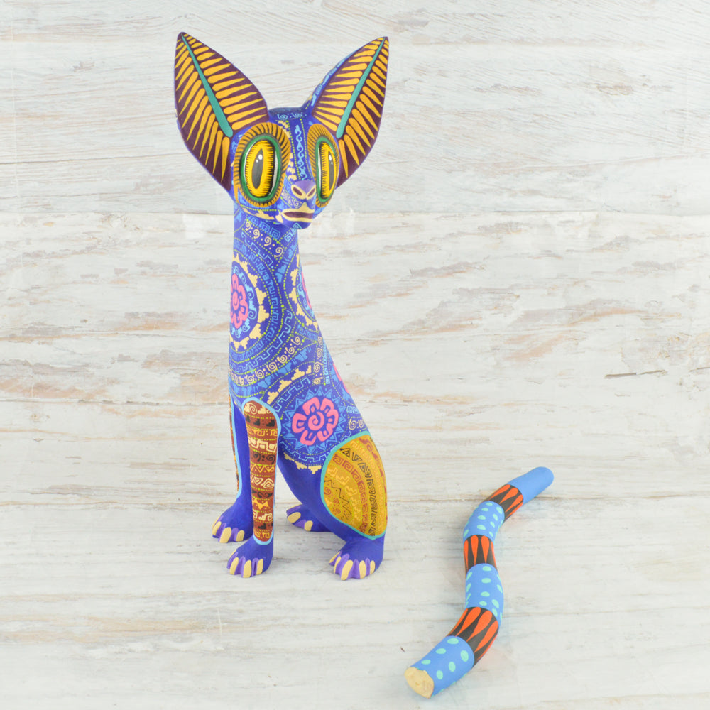 Cat Alebrije Oaxacan Wood Carving - Alebrije Huichol Mexican Folk art magiamexica.com