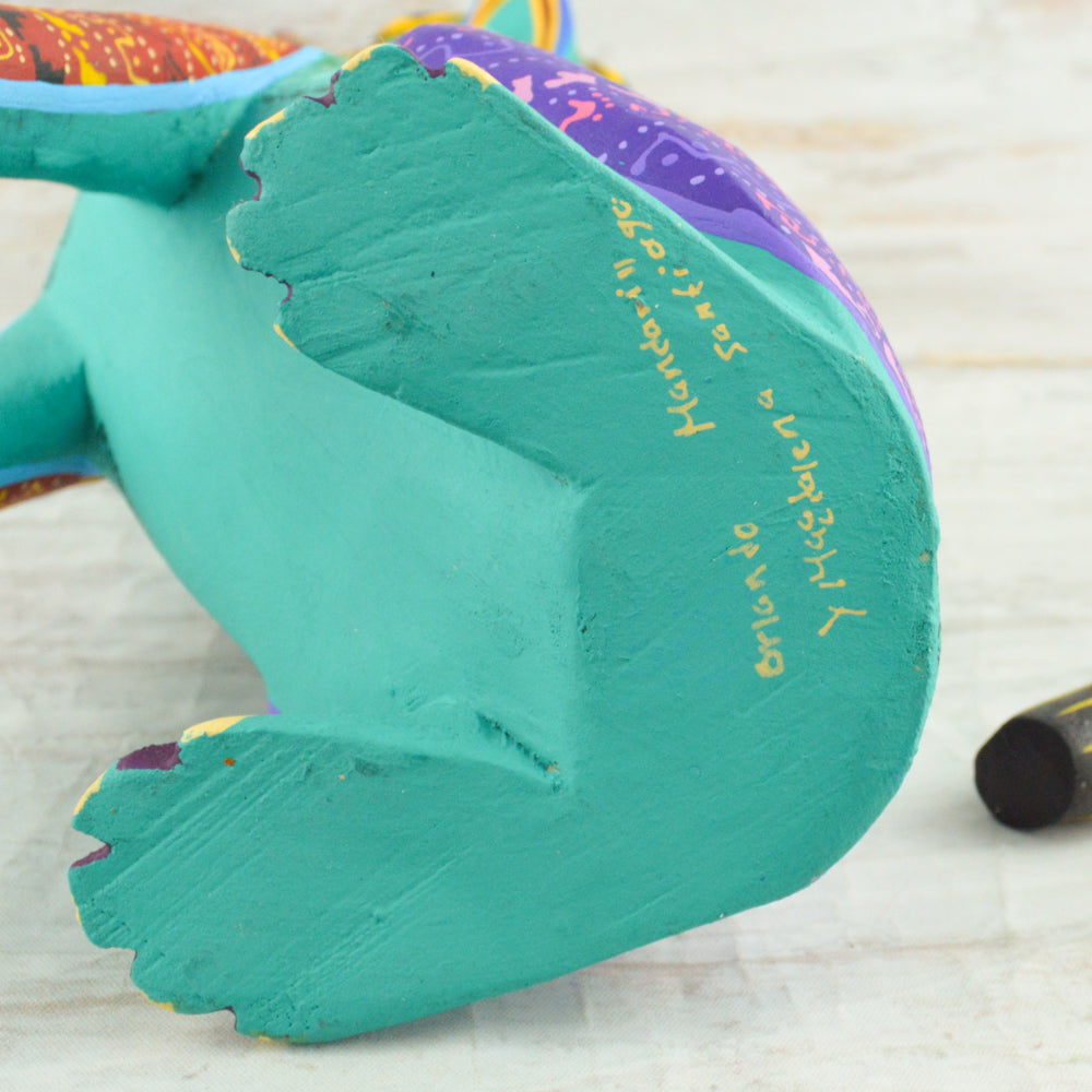 Cat Alebrije Oaxacan Wood Carving - Alebrije Huichol Mexican Folk art magiamexica.com