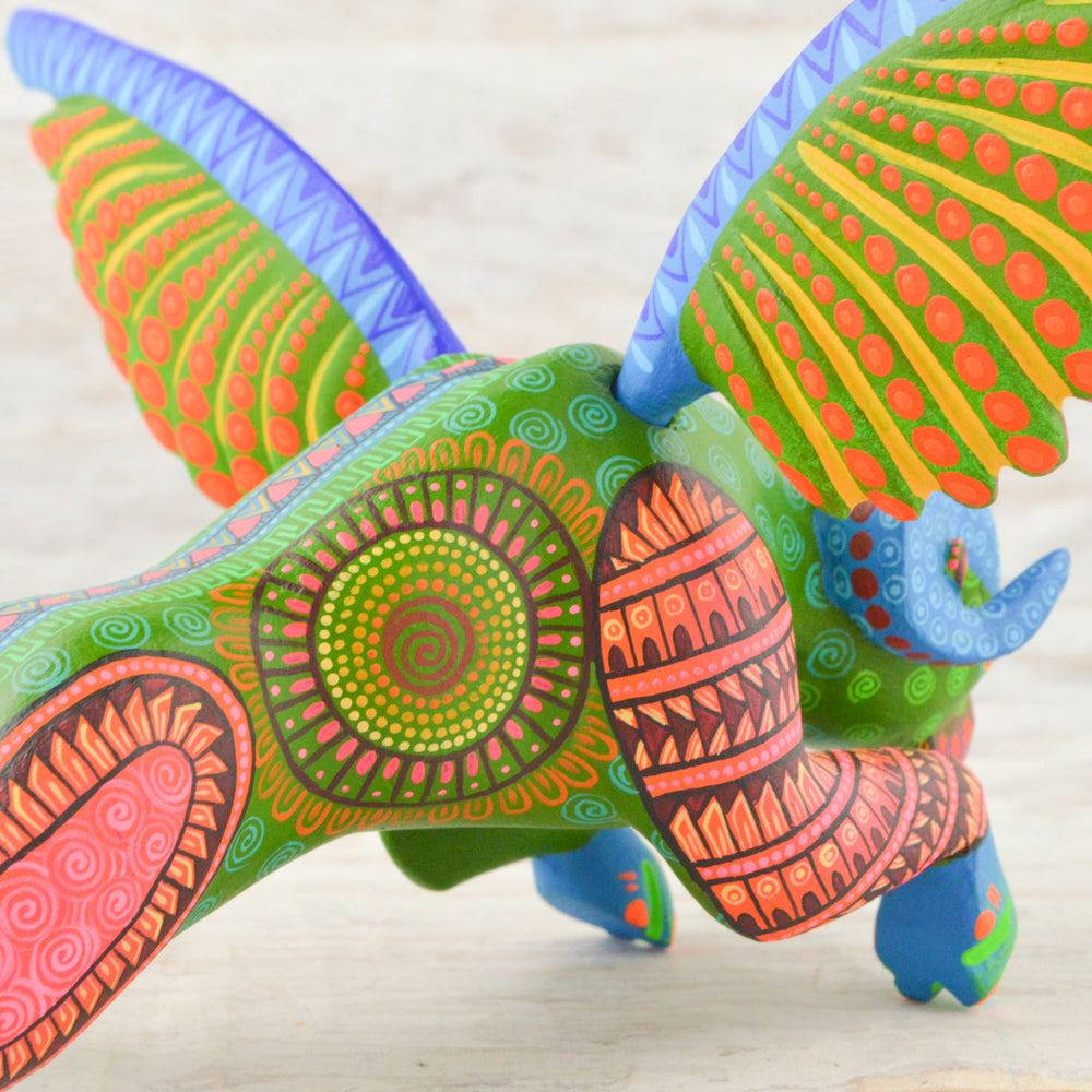 Alebrije Oaxacan Wood Carving Pepita - Magia Mexica