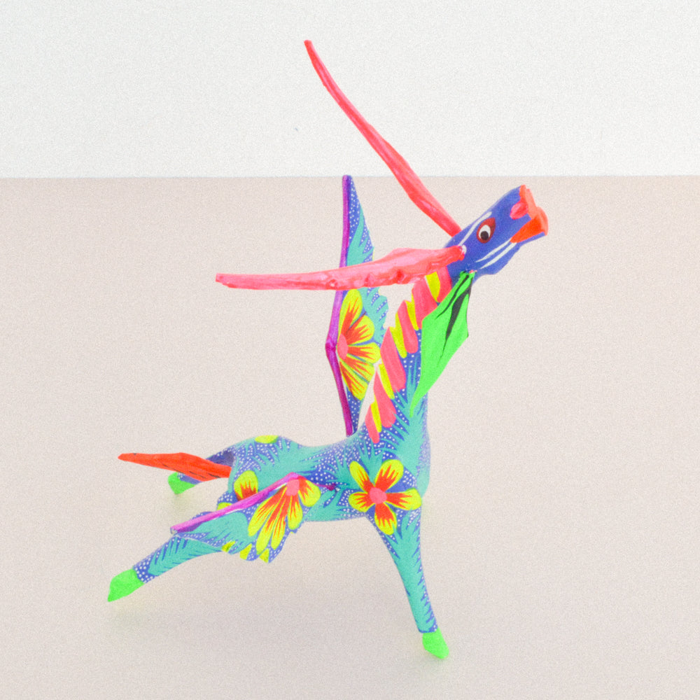 Giraffe Alebrije Oaxacan Wood Carving - magiamexica.com
