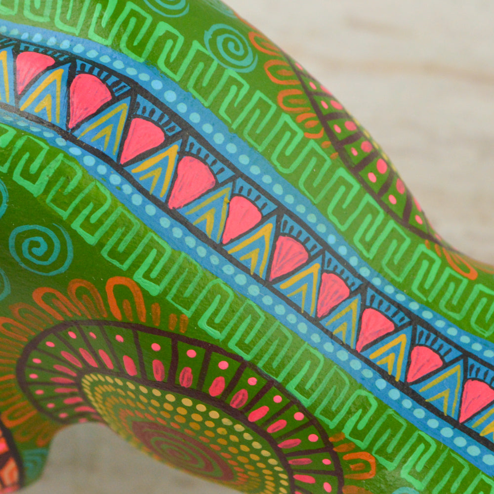 Alebrije Oaxacan Wood Carving Pepita - Magia Mexica