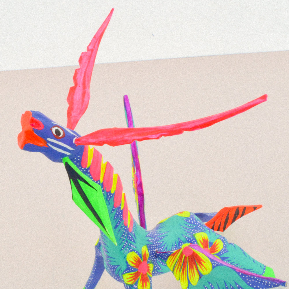 Giraffe Alebrije Oaxacan Wood Carving - magiamexica.com