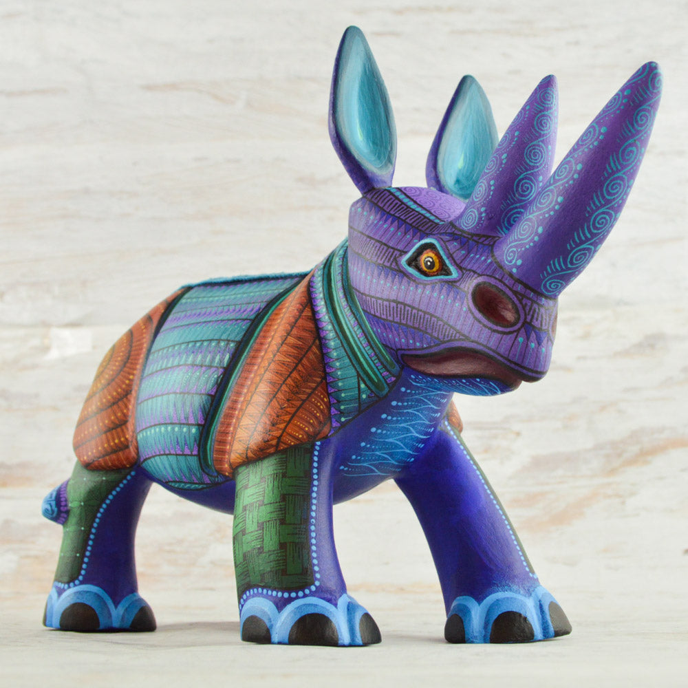 Rhino Alebrije Oaxacan Wood Carving - Alebrije Huichol Mexican Folk art magiamexica.com