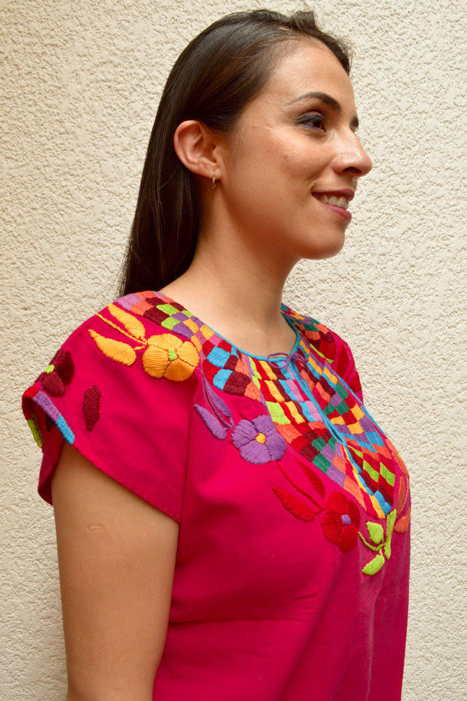 Embroidered Mexican Blouse | Pink - Alebrije Huichol Mexican Folk art magiamexica.com