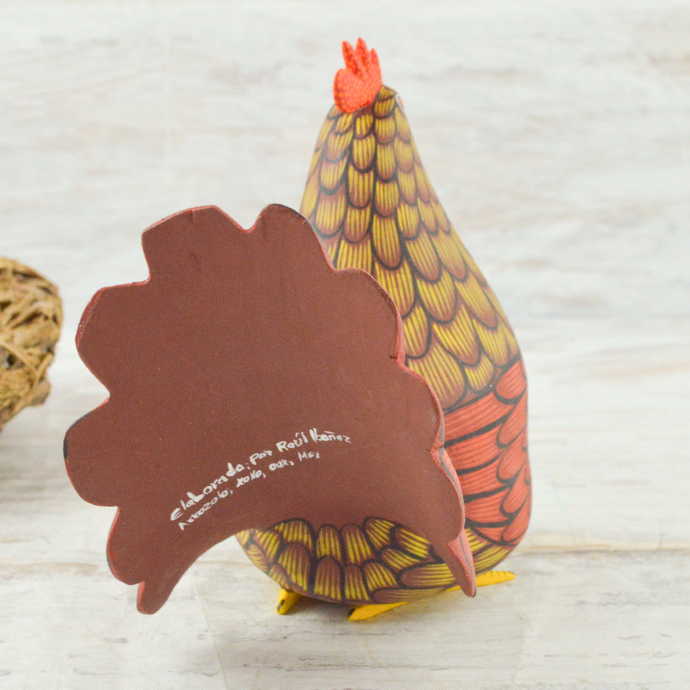 Alebrije Oaxacan Wood Carving Hen - Magia Mexica