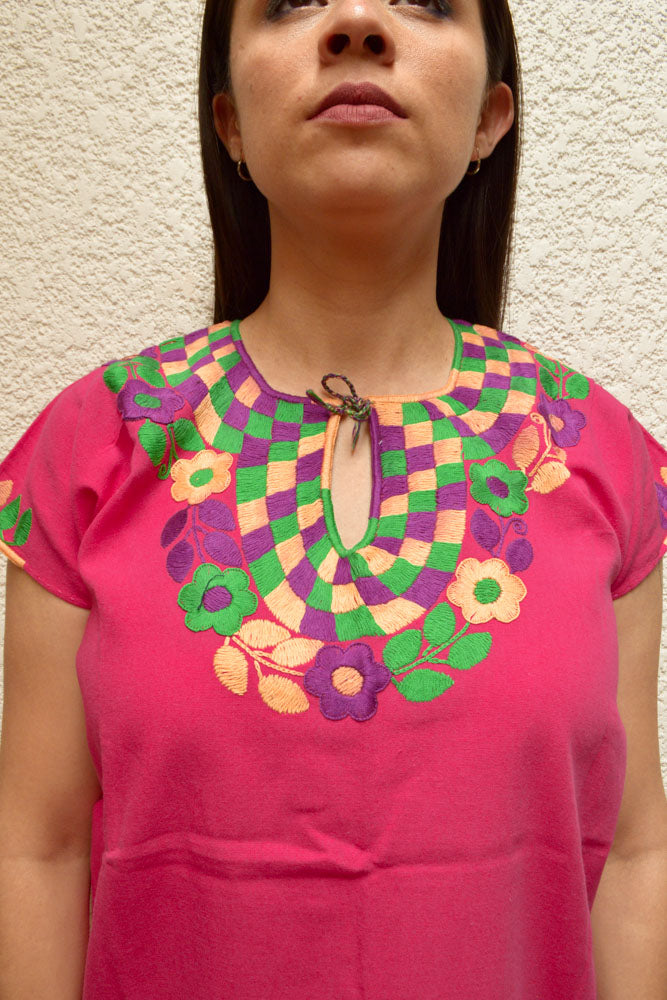 Embroidered Mexican Blouse | Pink - Alebrije Huichol Mexican Folk art magiamexica.com