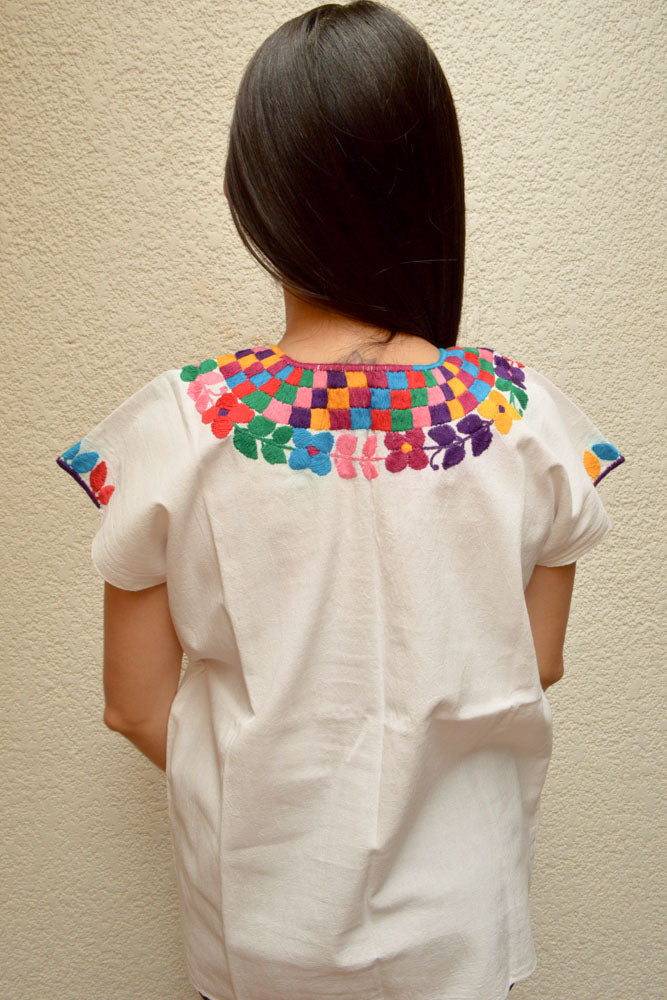 Embroidered Mexican Blouse | White - Alebrije Huichol Mexican Folk art magiamexica.com
