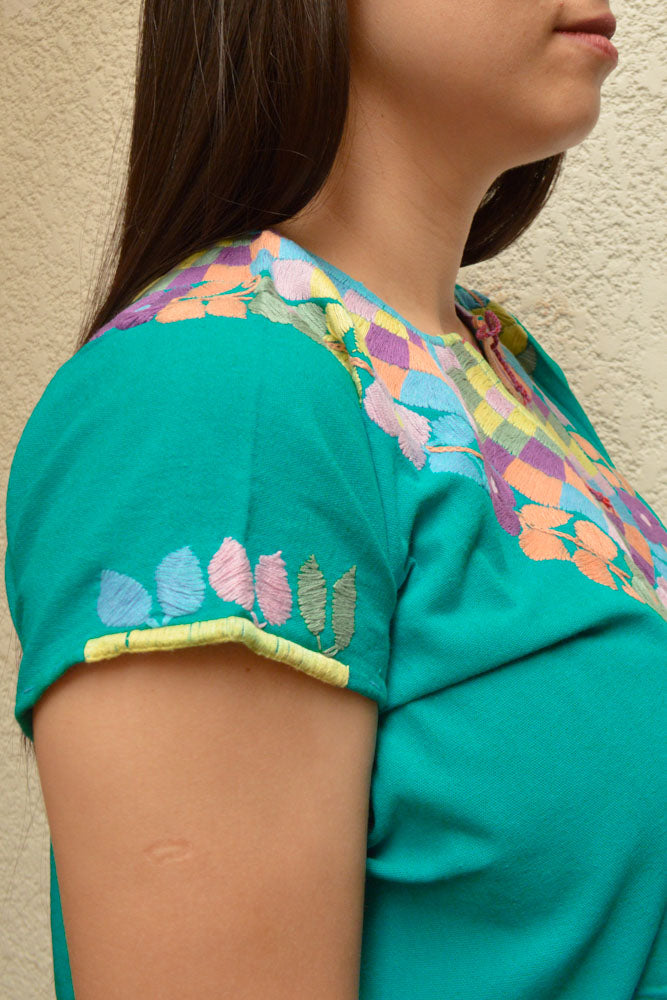 Embroidered Mexican Blouse | Turquoise - Alebrije Huichol Mexican Folk art magiamexica.com