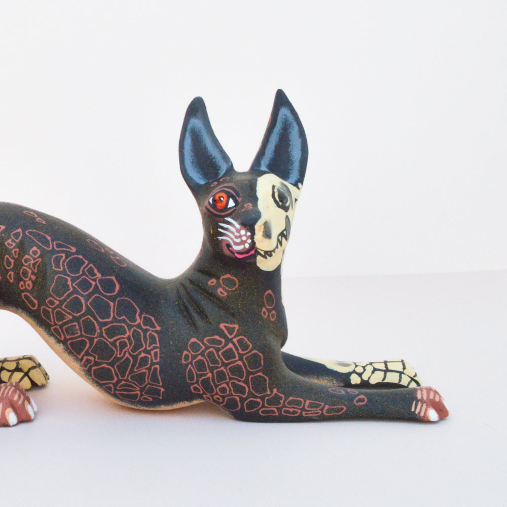 Xoloitzcuintle Alebrije Oaxacan Wood Carving  - Magia Mexica