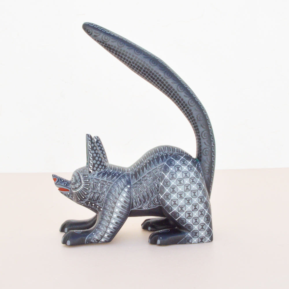 Cat Alebrije Oaxacan Wood Carving - magiamexica.com