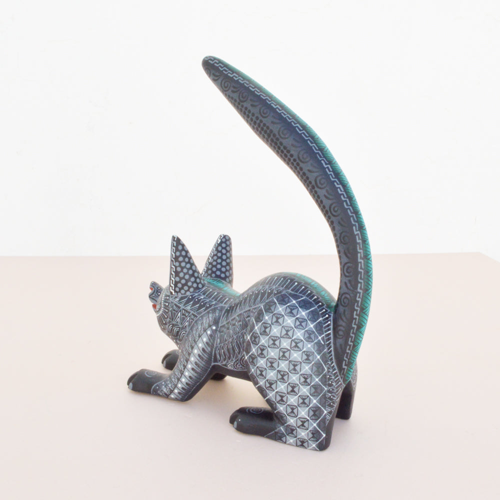 Cat Alebrije Oaxacan Wood Carving - magiamexica.com