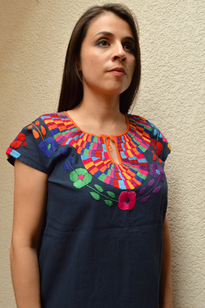 Embroidered Mexican Blouse | Navy - Alebrije Huichol Mexican Folk art magiamexica.com
