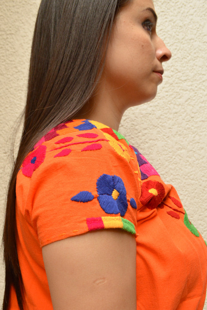 Embroidered Mexican Blouse | Orange - Alebrije Huichol Mexican Folk art magiamexica.com