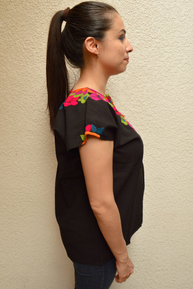 Embroidered Mexican Blouse | Black - Alebrije Huichol Mexican Folk art magiamexica.com