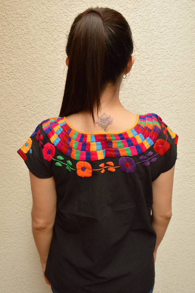 Embroidered Mexican Blouse | Black - Alebrije Huichol Mexican Folk art magiamexica.com