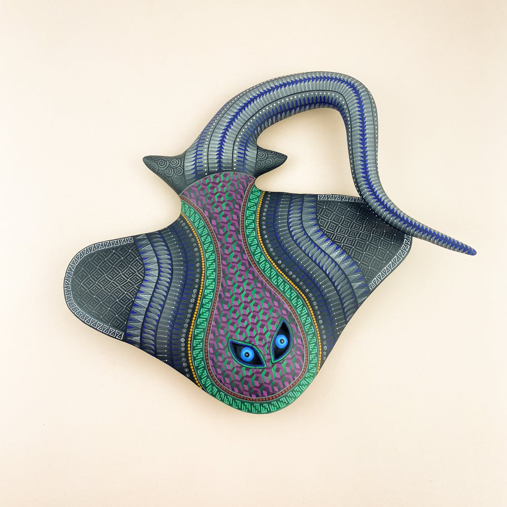 Stingray Alebrije Oaxacan Wood Carving - magiamexica.com