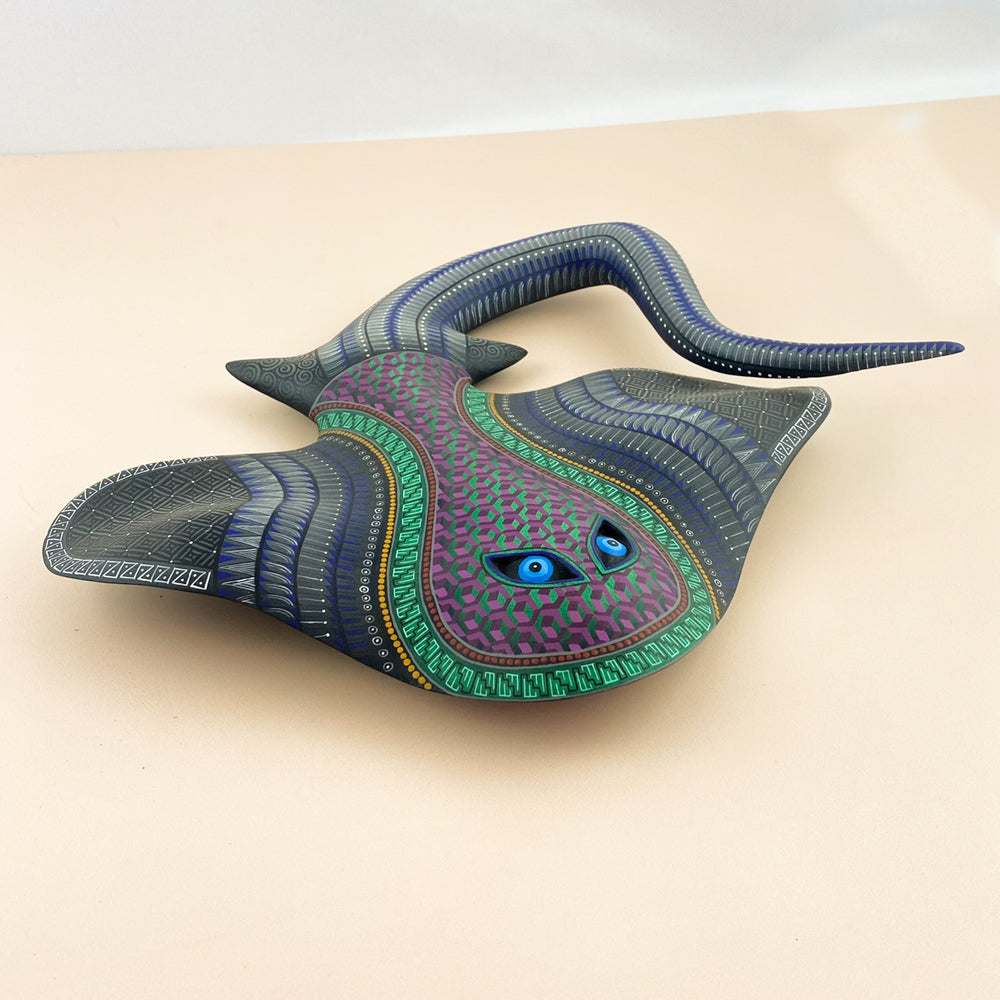 Stingray Alebrije Oaxacan Wood Carving - magiamexica.com